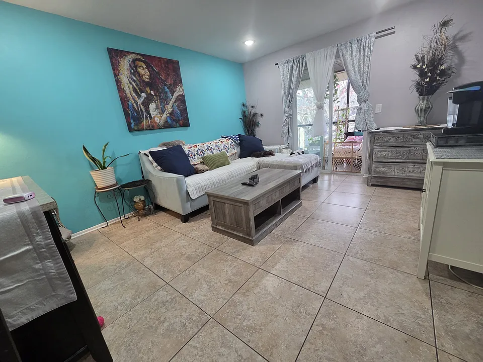 9918 Turf Way #8