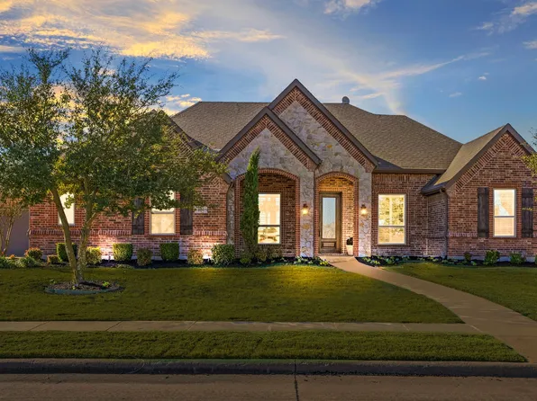 800 Yasmin Ct, Forney, TX 75126