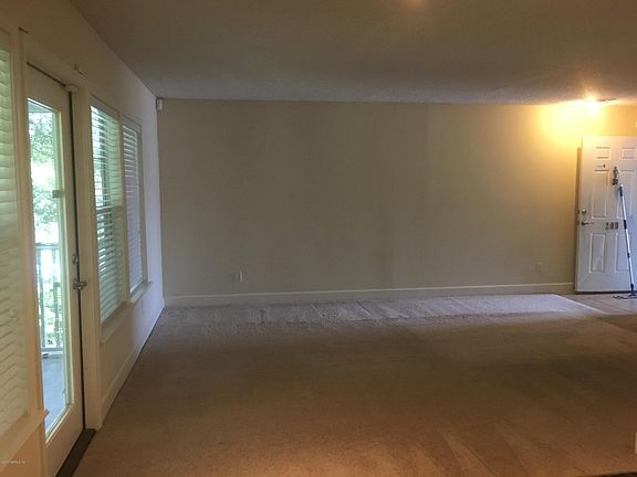 3rd image of 3434 Blanding Blvd Unit 209