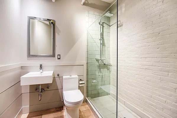 Sold by Compass | media 9