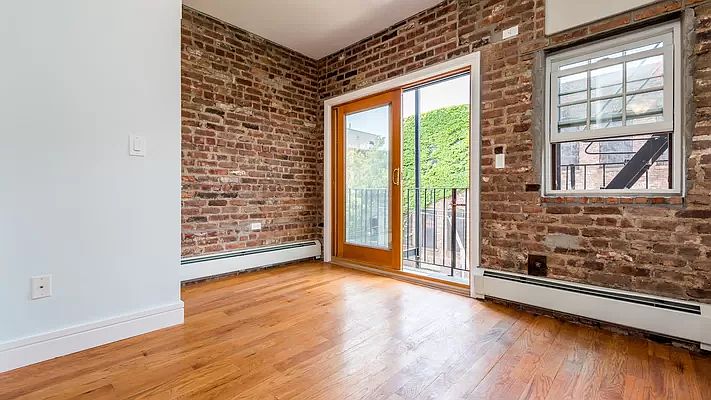 1st image of 134 Jefferson St #2D