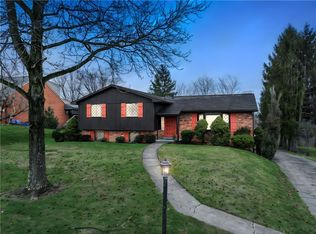 1624 Citation Dr, South Park, PA 15129