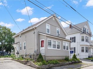 60 Thomas Ave, Pawtucket, RI 02860
