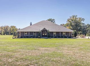 660 Ray Rd, Calhoun, LA 71225
