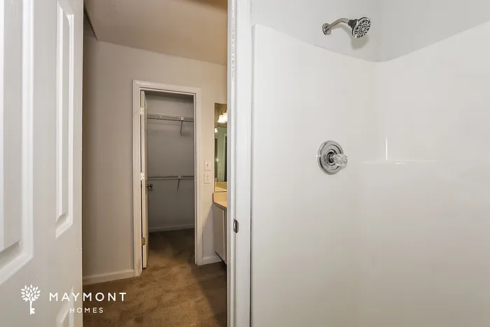 213 Berkshire Dr — Photo 11