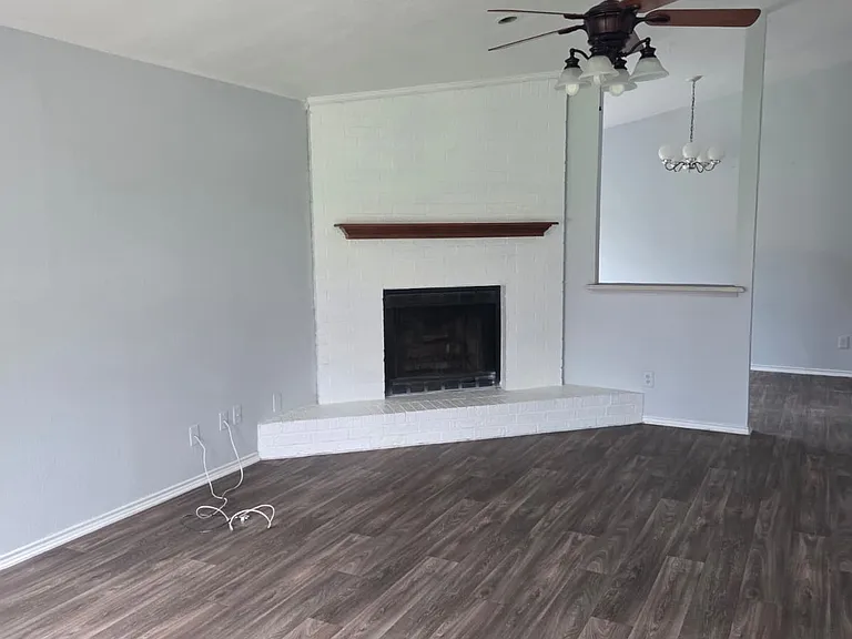 3009 Barnes Dr — Photo 10