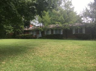 4320 Rudy Ln, Windy Hills, KY 40207