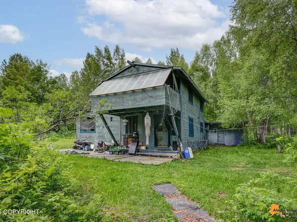 23008 S Chulitna Dr, Trapper Creek, AK 99683