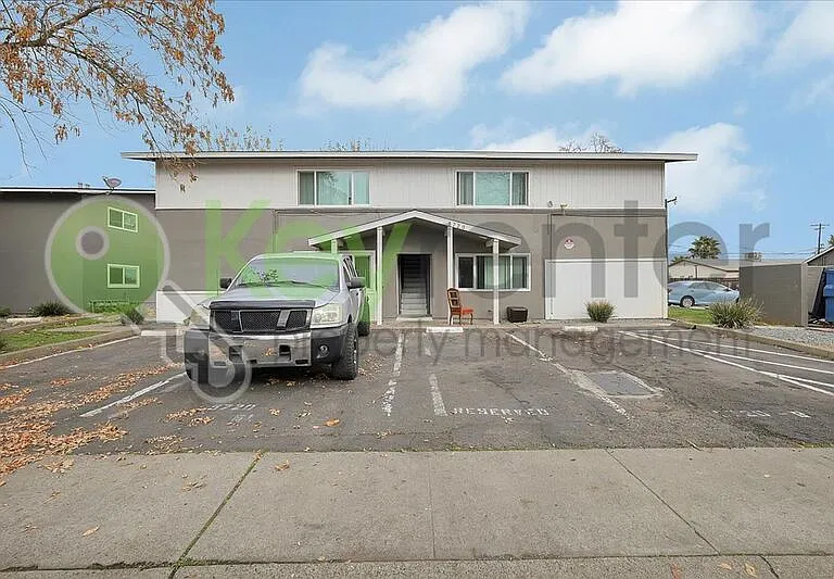 5720 Falconer Way #B — Photo 15
