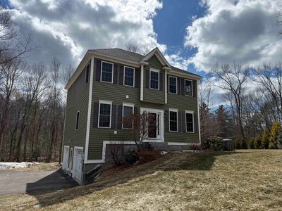 11 Gable Drive, Epping, NH, 03042