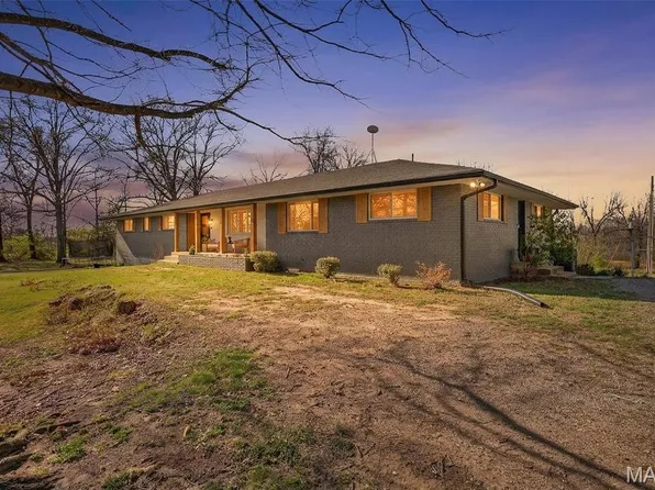 19849 Hazel Rd, Lebanon, MO 65536