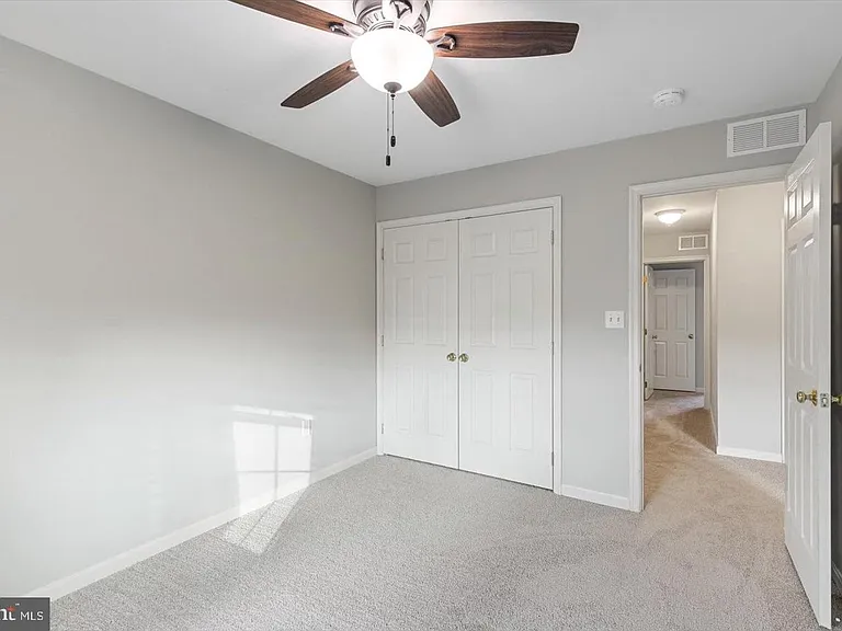 233 Thrush Dr — Photo 30