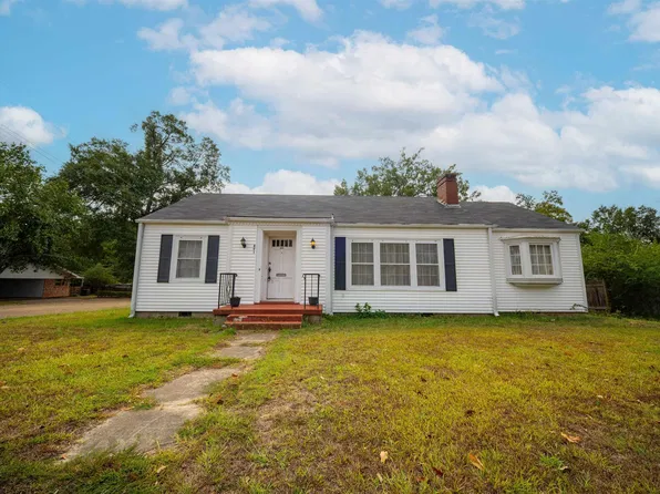 401 W 4th St, Fordyce, AR 71742