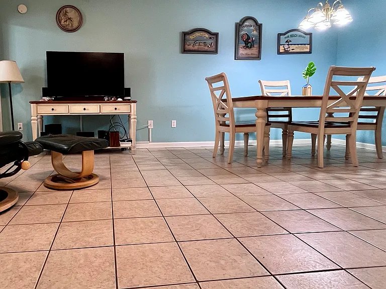 2010 Yaupon Dr #103 — Photo 6