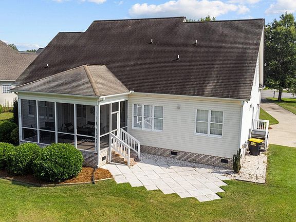 2nd image of 1905 Turkey Oak Court