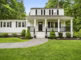 12 Glen Rd, Wilmington, MA 01887