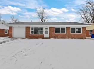1604 Meadowbrook Dr, Kokomo, IN