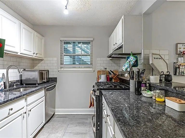 6800 Glenridge Dr #6820A — Photo 12