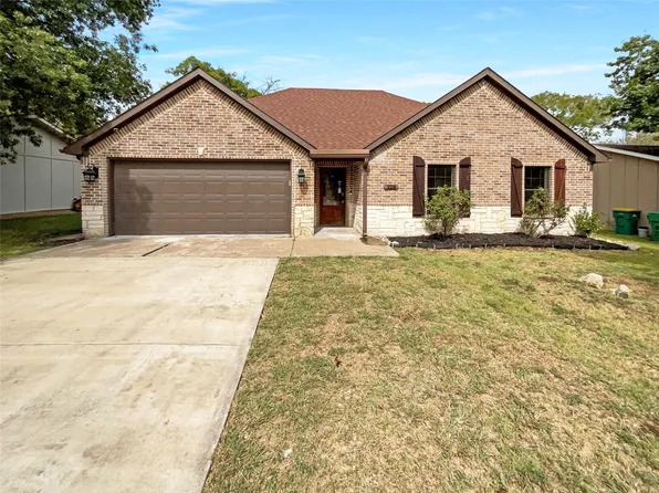 123 Cooper St, Cedar Hill, TX 75104