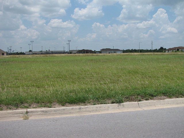 1st image of 106 Village East Dr