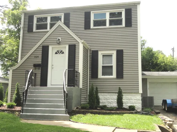 324 S Park St, Westmont, IL 60559