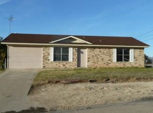 700 W Mulberry St, Decatur, TX 76234