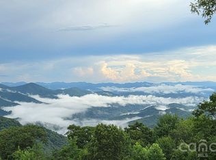 2222 Greenspire Dr, Sylva, NC 28779
