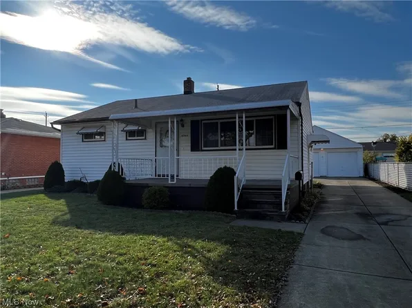5744 Somerdale Ave, Brookpark, OH 44142