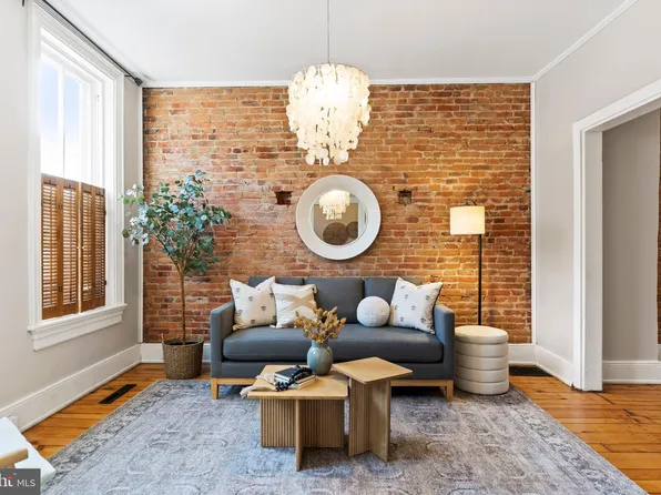 222 Cumberland St, Harrisburg, PA 17102