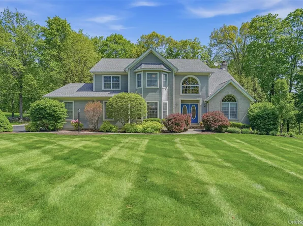 2 Windsor Lane, Cornwall, NY 12518