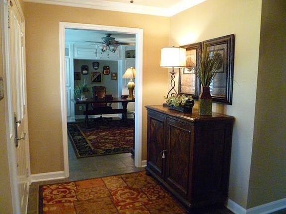 5th image of 1501 Lindby Dr