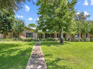 424 Dracena Way, Gulf Breeze, FL 32561