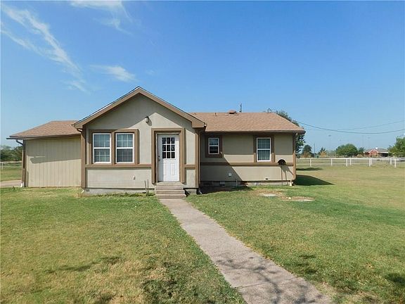 3rd image of 9877 Silver Creek Dr
