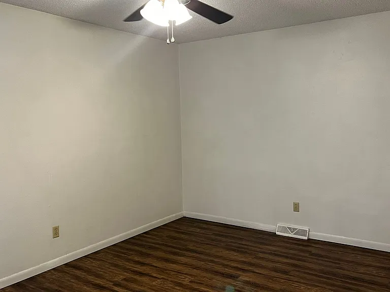 3335 E Sunset St A&B — Photo 29