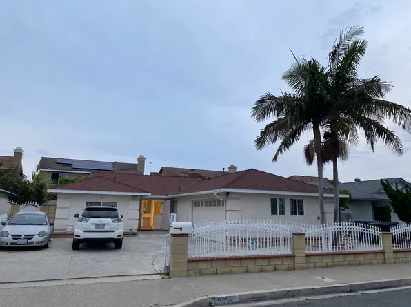 8951 Champion Ave, Westminster, CA 92683