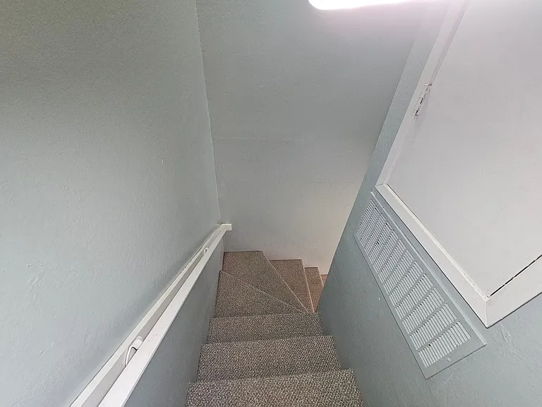 424 Corcoran Ave #3 — Photo 8