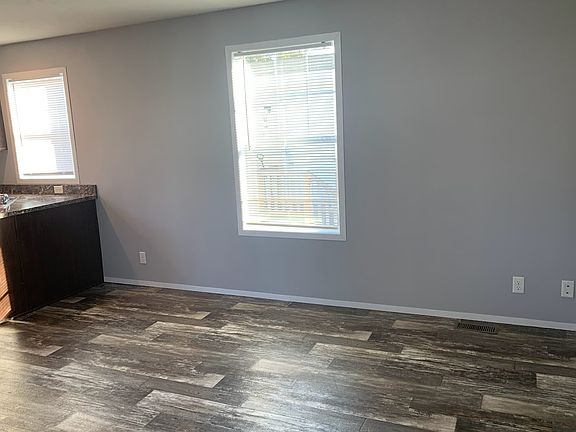 5th image of 47 Bluebird Hill Dr #15