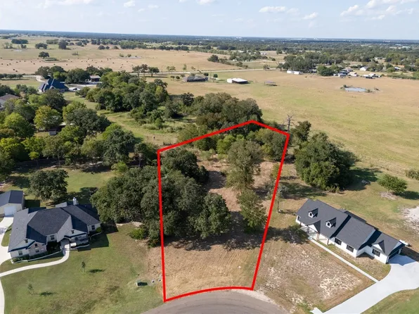 10383 Whiskey River Rd, Bryan, TX 77808