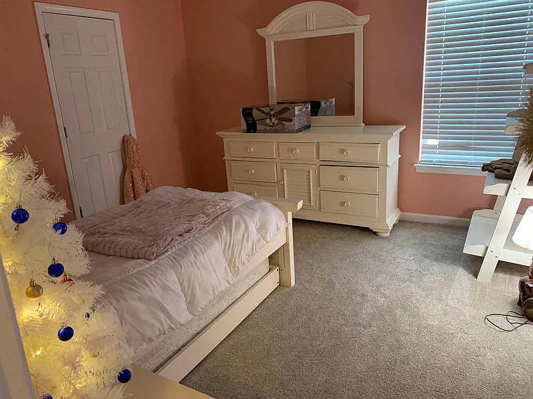 Upstairs bedroom with large walk in closet