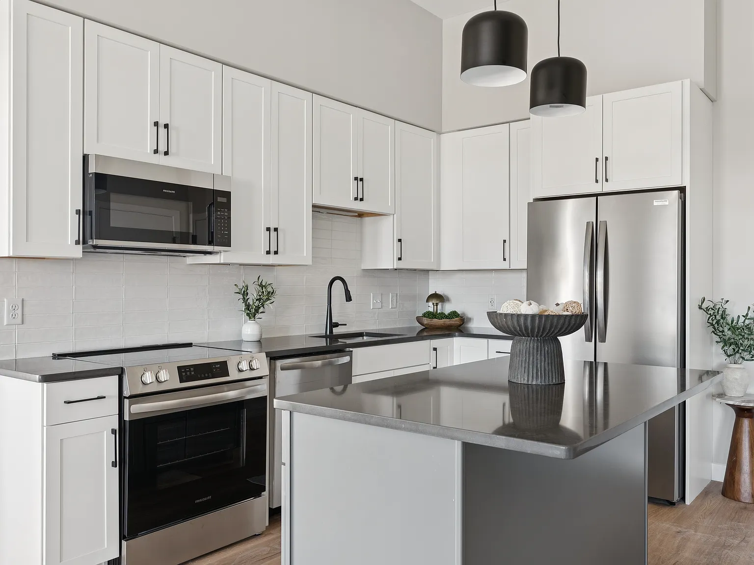 1 bed, 682 sqft, $2,545 — Photo 4