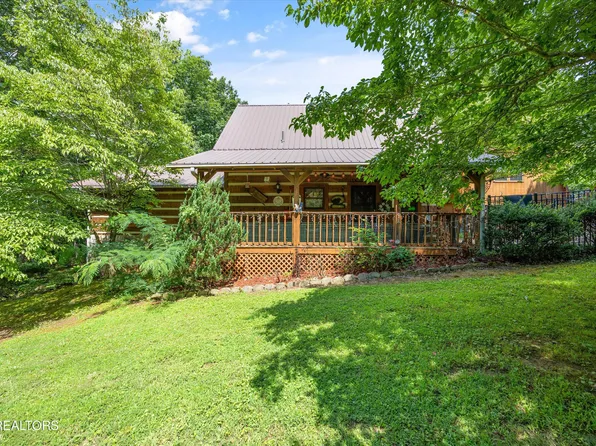 2992 Covemont Rd, Sevierville, TN 37862