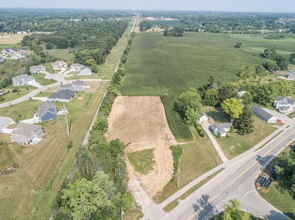 W143S7922 DURHAM DRIVE, Muskego, WI 53150