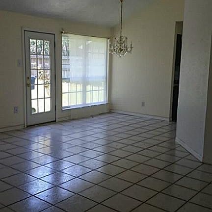 3rd image of 7830 Tejas St