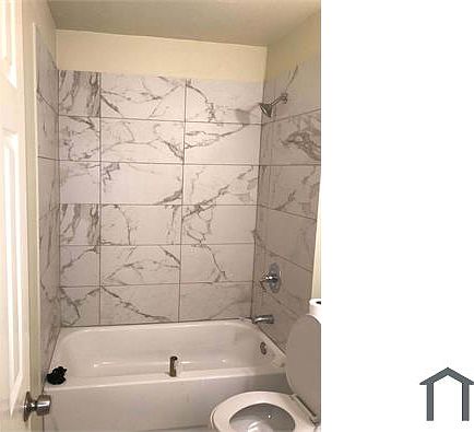 3rd image of 722 Calvin Dr