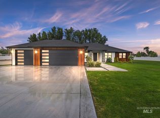 4976 Meadowlark Ln, Nampa, ID 83687