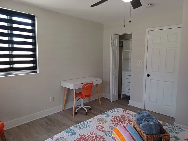 2506 18th Ave W #B — Photo 12