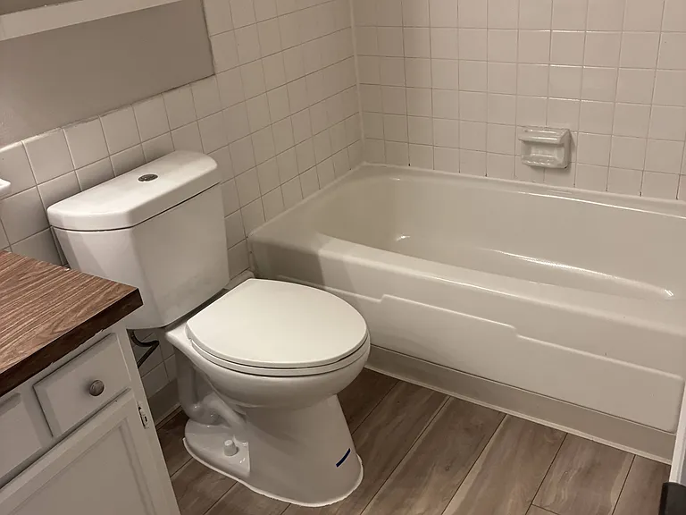 Trenton Place Apartments — Photo 12