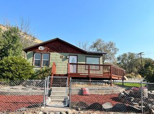 410 W Bartlett Ave, Omak, WA 98841