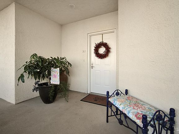 5th image of 10099 Nelle Ave Unit 306
