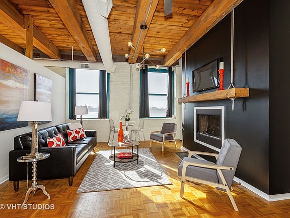 2nd image of 4745 N Ravenswood Ave APT 308